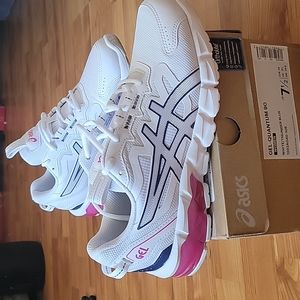 Asics Sneakers